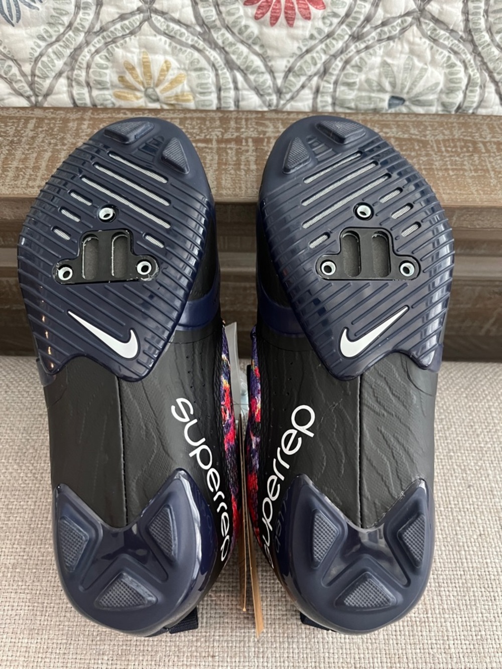 NWT Nike Superrep spin bike sneakers, size 8.5. - Picture 3 of 11